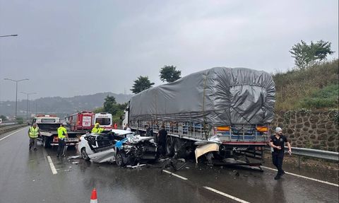 Ordu'da Trafik Kazası: 1 Ölü, 2 Yaralı