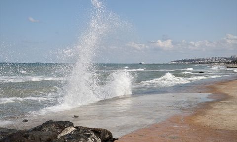 Samsun'da Hava Koşulları Nedeniyle Denize Girilmemesi Uyarısı