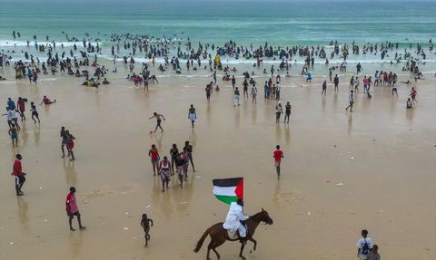 Senegal Sanatçısından Filistin'e Destek Gösterisi