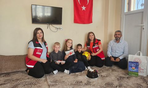 Şırnak'ta Şehit Oğluna Doğum Günü Sürprizi