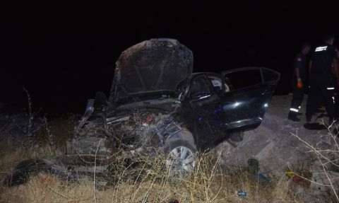 Sivas'ta Otomobil Devrildi: 5 Yaralı