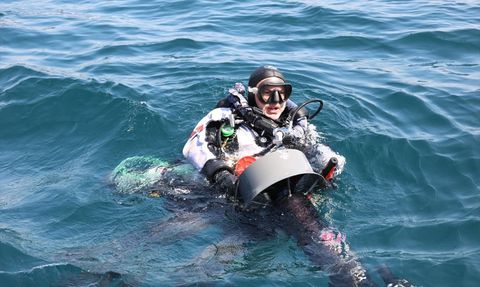 TCG Dumlupınar Şehitleri İçin Saygı Dalışı