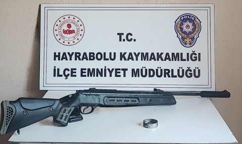 Tekirdağ'da Rap Şarkıcısı Çakal'a Havalı Tüfekli Saldırı