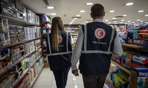 Ticaret Bakanlığı Kırtasiye Ürünlerini Denetledi