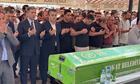 Tokat'ta Motosiklet Kazasında Hayatını Kaybeden Çiftin Cenazesi Defnedildi