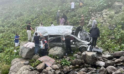 Trabzon'da Panelvan Uçuruma Düştü: 2 Ölü, 4 Yaralı