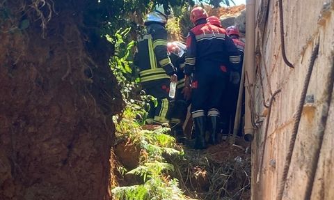 Trabzon'da Toprak Kayması: İşçi Yaralandı