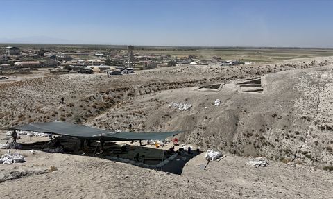 Türkmen Karahöyük Kazısında Heyecan Verici Buluntular