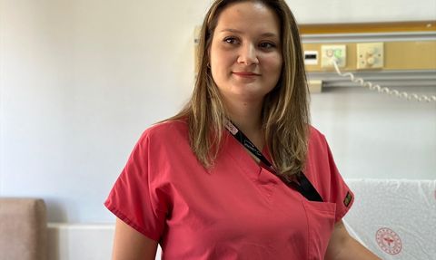 Van'da 2 Kilogramlık Timoma Tümörü Ameliyatla Çıkarıldı