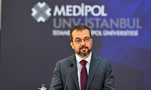 YKS'de Başarılı Öğrenciler İstanbul Medipol Üniversitesi'nde