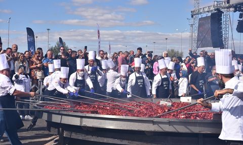 7. Uluslararası Gastro Afyon Turizm ve Lezzet Festivali Coşku ile Başladı