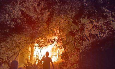 Adana'da Yangın: Anne ve Oğul Yaralandı