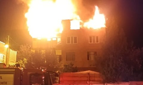 Adana'da Yangın Felaketi: Kullanılamaz Hale Gelen Daire