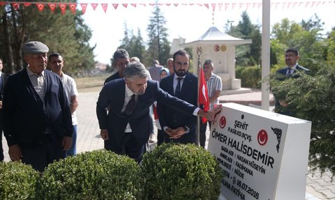 Aile ve Sosyal Hizmetler Bakan Yardımcısı Tarıkdaroğlu Niğde'de Aile Buluşması Düzenledi