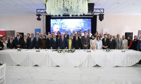 AK Parti Grup Başkanvekili Akbaşoğlu'ndan Eleştiriler