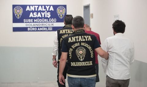 Antalya'da Sahte Altın Dolandırıcılığı: Bir Zanlı Tutuklandı