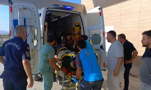 Aydın'da Devrilen Kamyonetten Dinamit Patlaması: 10 Yaralı