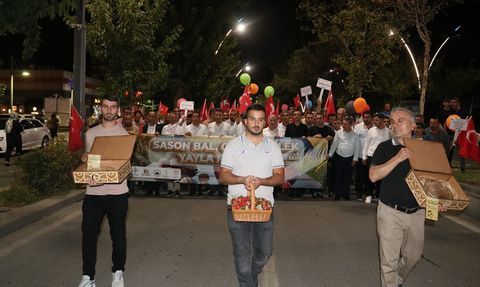 Batman'da Festival ve Fuarların Tanıtımı Kortej Yürüyüşü ile Gerçekleştirildi