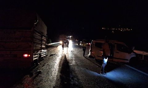 Bilecik'te Trafik Kazası: 1 Ölü, 2 Yaralı