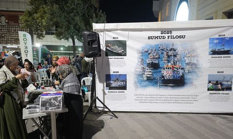 Bursa’da Gazze ve Küresel Sumud Filosu İçin Destek Nöbeti