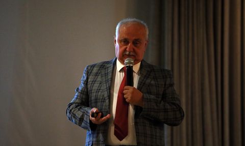 Bursa'da 'Sağlıkta Su ve Önemi' Konferansı Yapıldı