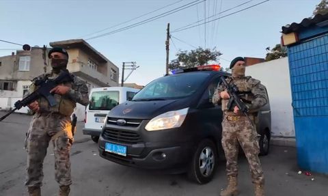 Çorlu'da 900 Polisin Katılımıyla Geniş Çaplı Asayiş Uygulaması