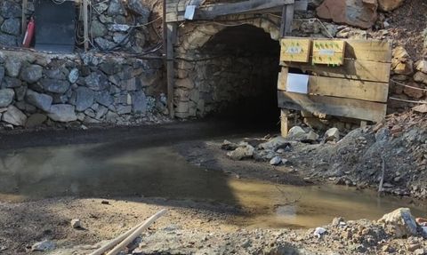 Denizli'deki Maden Ocağında Göçük: İki İşçi Mahsur Kaldı