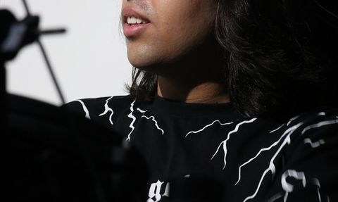 Deprem Sonrası Müziğe Sarılan Genç