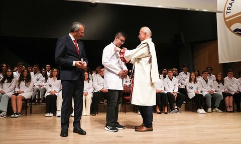 Edirne'de Hekim Adayları Beyaz Önlüklerini Giydi