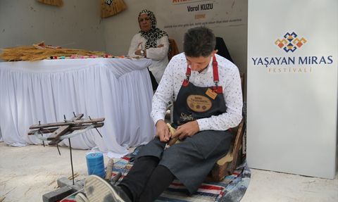 Edirne'de Süpürgecilik Mesleği Tehlikede