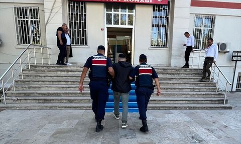 Edirne'de Yurt Dışına Kaçma Girişimi: 2 Kişi Yakalandı, 1'i Tutuklandı