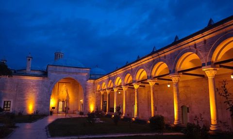 Edirne'deki Sağlık Müzesi Gece Müze Deneyimiyle 3 Bin Ziyaretçiyi Ağırladı