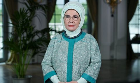 Eğitim, Emine Erdoğan'a Göre İnsanlığı Yeniden Ayağa Kaldıracak Güç