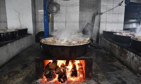 Ertuğrul Gazi'yi Anma ve Yörük Şenlikleri'nde Şifalı Pilav Hazırlığı