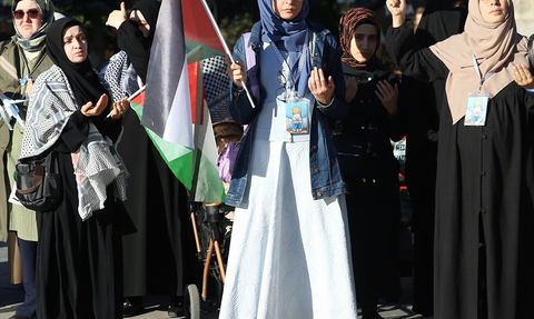 Erzurum'da Sağlık Çalışanlarının Gazze İçin Yürüyüşü