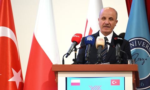 Gazi Üniversitesi'nde Türkiye-Polonya Rektörler Forumu Gerçekleştirildi