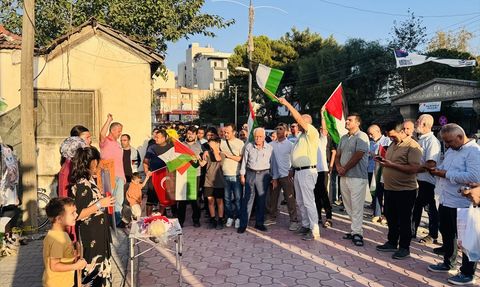 Hatay'da Küresel Sumud Filosu'na Destek Gösterisi