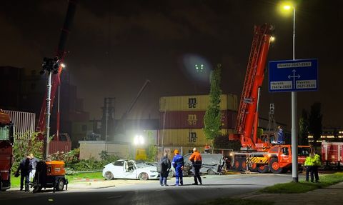 Hollanda'da Fırtına Sebebiyle Şiddetli Hasar