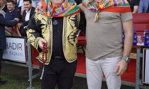 İstanbul'da 20. Geleneksel Bahçelievler Kocasinan Yağlı Güreşleri Yapıldı