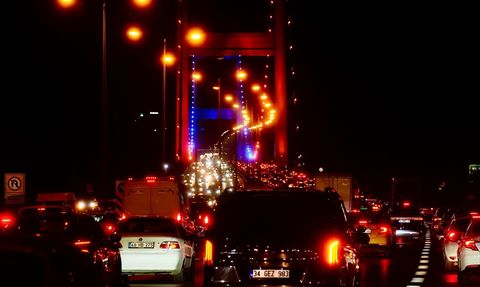 İstanbul'da Akşam Trafik Yoğunluğu Zirveye Ulaştı