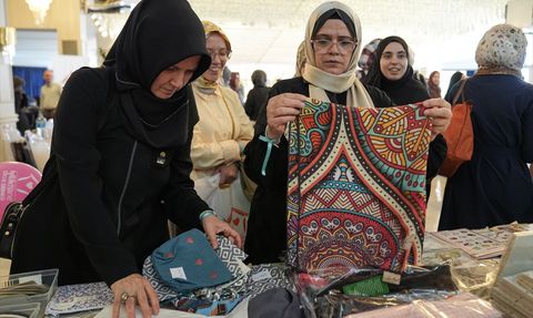 İyilikhane Çocuk Derneği Kermesi Gazze İçin Gelir Elde Etti