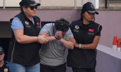 İzmir'de Polis Merkezine Silahlı Saldırı: 7 Şüpheli Tutuklandı