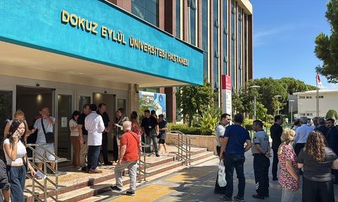 İzmir'de Polis Merkezine Silahlı Saldırı: 2 Polis Şehit