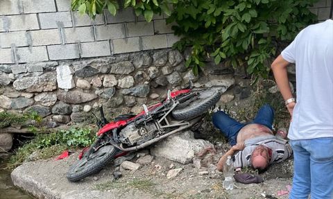 Kars'ta Motosiklet Sürücüsü Polisi Aldatamadı: Kazada Yakalandı
