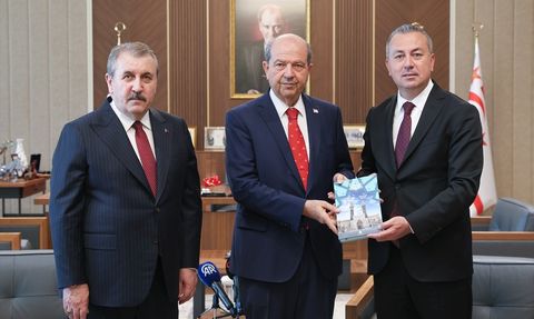 KKTC Cumhurbaşkanı Ersin Tatar, Mustafa Destici'yi Kabul Etti