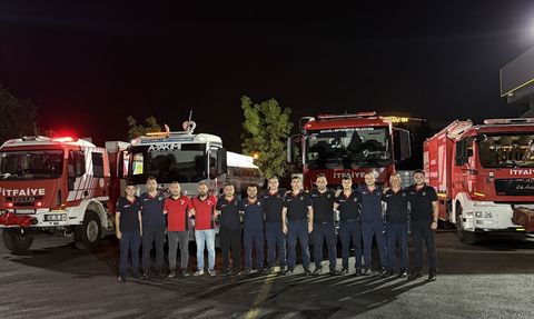 Kocaeli Büyükşehir Belediyesi, Karabük'teki Orman Yangınında Destek Sağlıyor