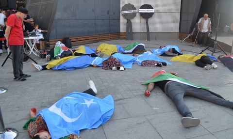 Kocaeli'de Barış İçin Sessizlik Etkinliği Gerçekleştirildi