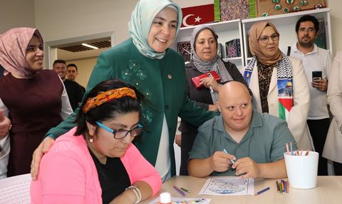 Kocaeli'de Filistin İçin Özgürlük Mesajı: Balonlar Gökyüzüne Bırakıldı