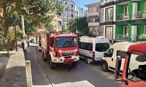 Kocaeli'deki Yangında 1 Kişi Dumandan Etkilendi