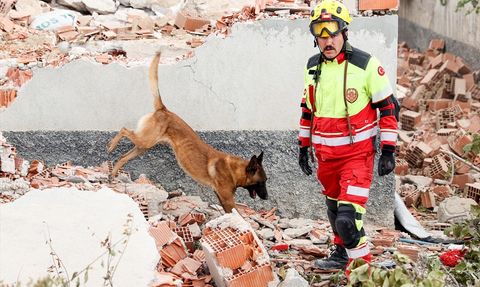 Konya'da Deprem Tatbikatı Gerçekleştirildi